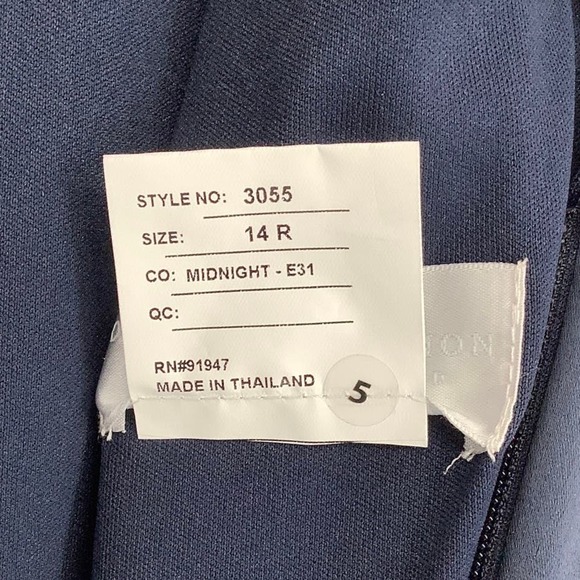 NEW! Dessy Collection Size 14 Charmeuse Trumpet Midnight Dress $242 msrp I21-13 - Picture 6 of 11